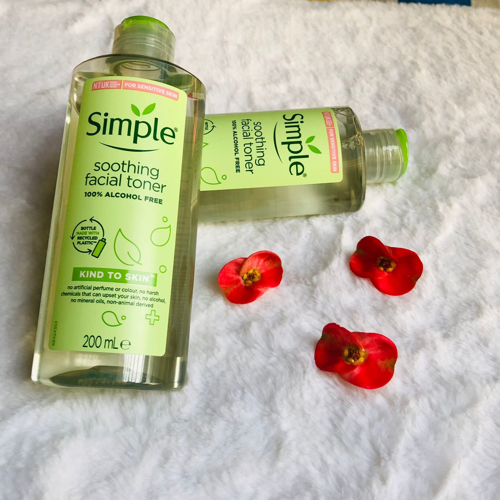 Simple soothing facial toner